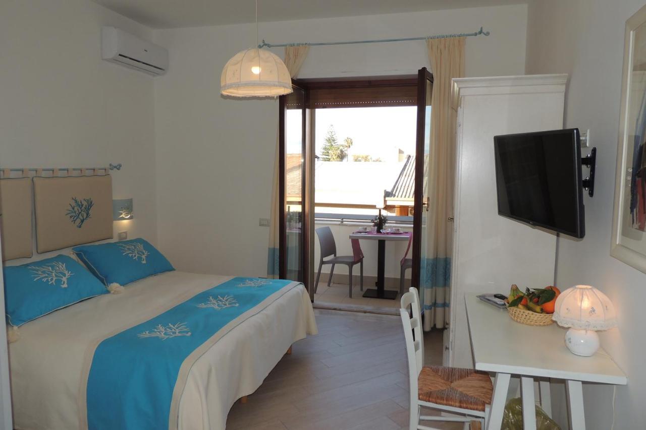 La Terrazza Bed & Breakfast Oristano Exterior photo