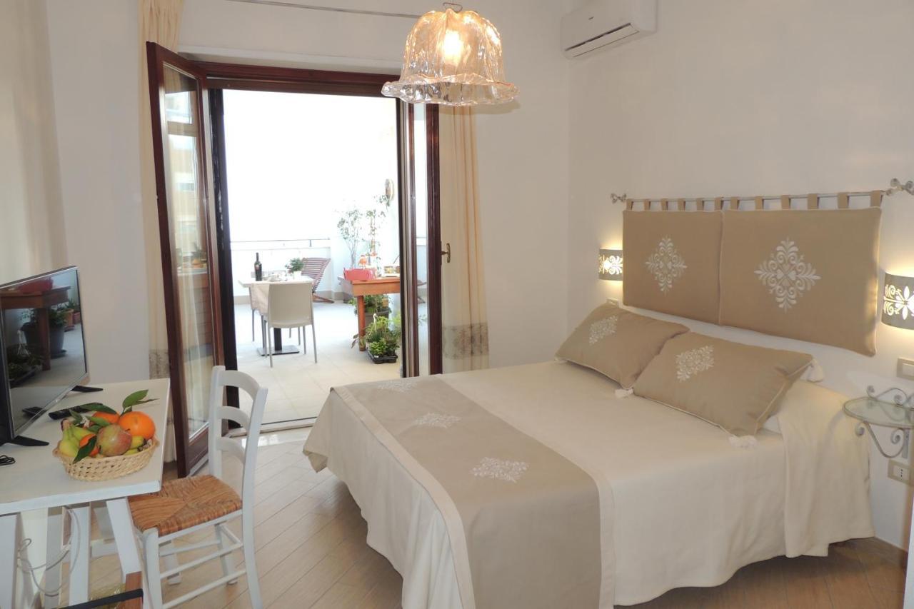 La Terrazza Bed & Breakfast Oristano Exterior photo